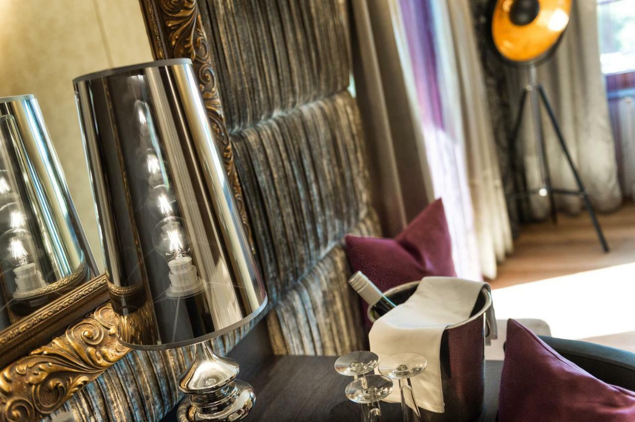 Hotel Winzer Wellness & Kuscheln Санкт-Георген-им-Аттергау Экстерьер фото