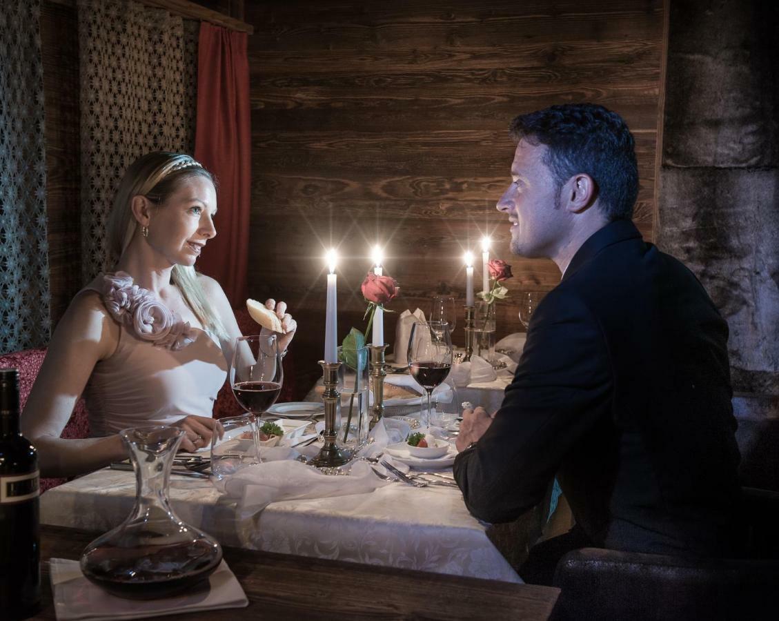 Hotel Winzer Wellness & Kuscheln Санкт-Георген-им-Аттергау Экстерьер фото