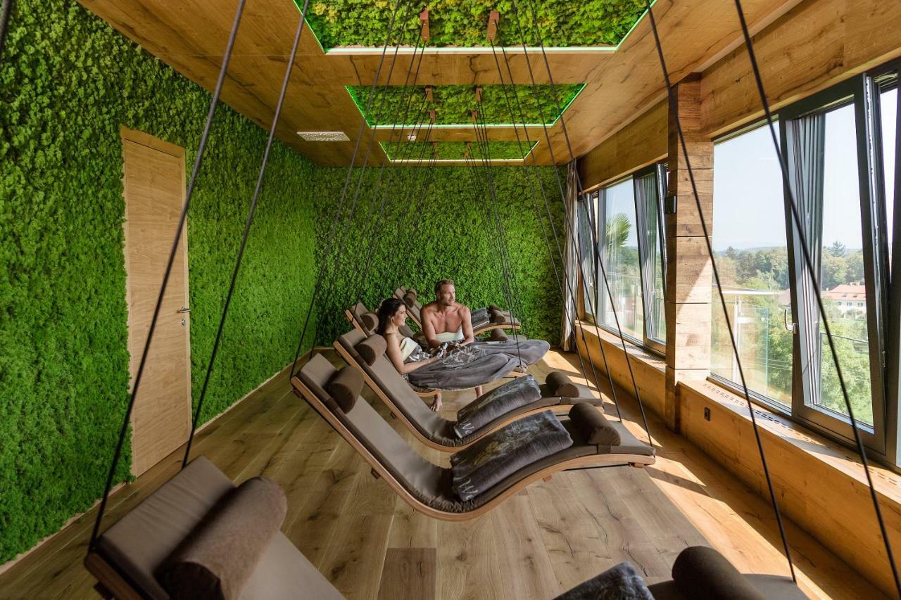 Hotel Winzer Wellness & Kuscheln Санкт-Георген-им-Аттергау Экстерьер фото